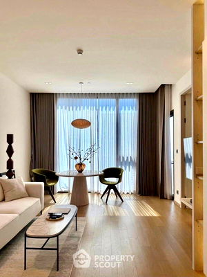 Condos for rent : 1-BR Condo at The Strand Thonglor near BTS Thong Lor (ID 2522501)