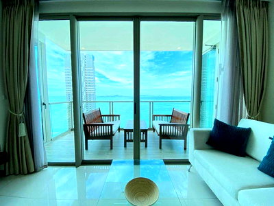 ขายคอนโด : The Riviera Wongamat Beach 2 Bedroom For Sale