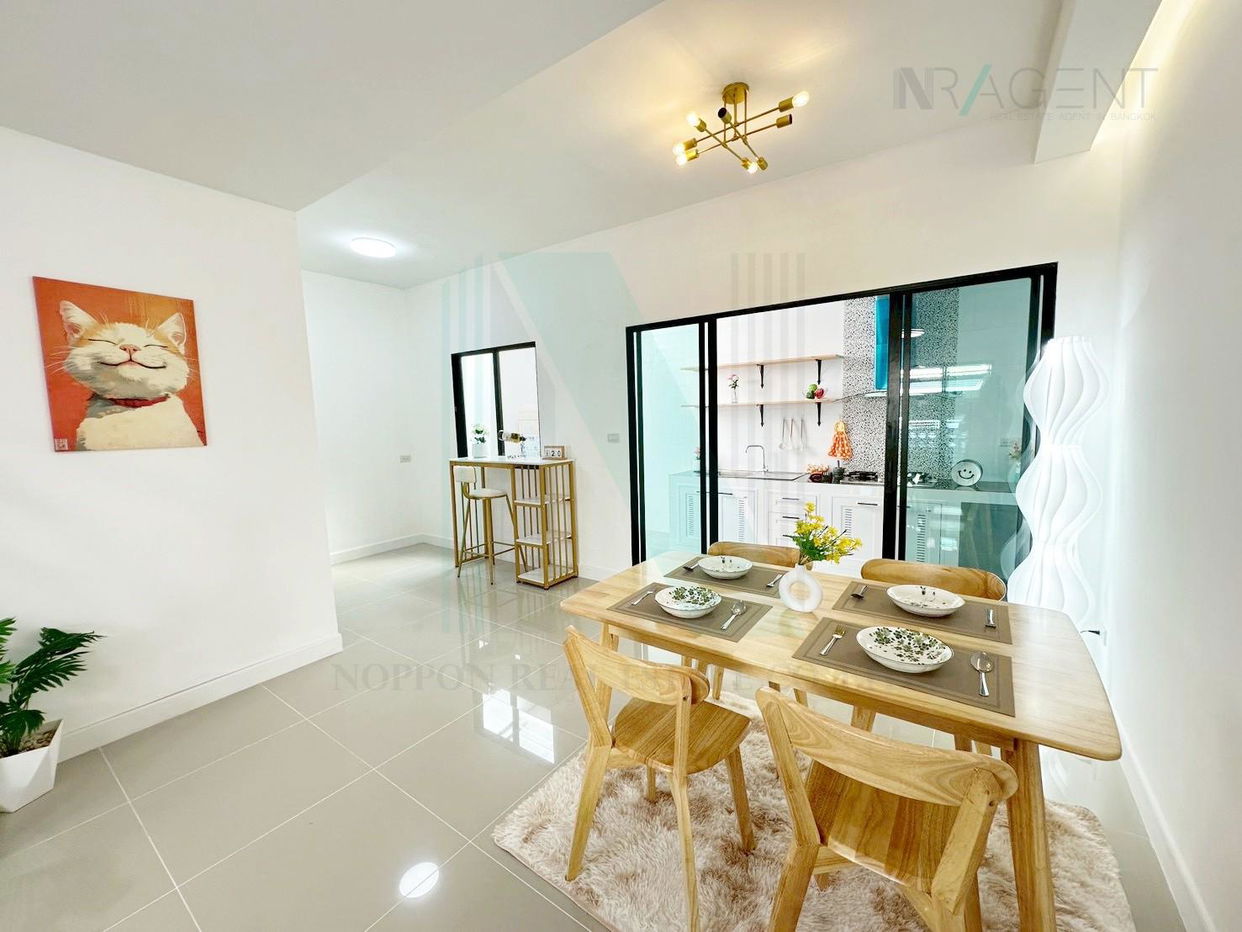 picture 📌 For Sell Town house THE CONNECT 28 WATCHARAPHON - PERMSIN 2-story 3 bedroom 2 bathroom - 3/8