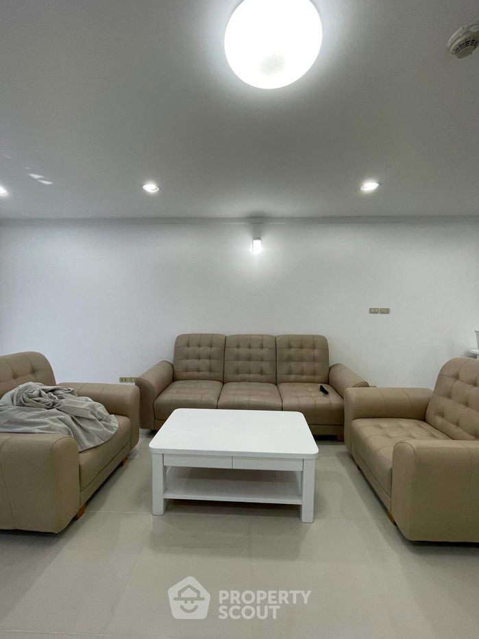 รูป คอนโด 2-ห้องนอน ที่ ศุภาลัย เพลส สุขุมวิท 39 ใกล้ BTS พร้อมพงษ์ (ID 2530353) - รูปที่ 1/18