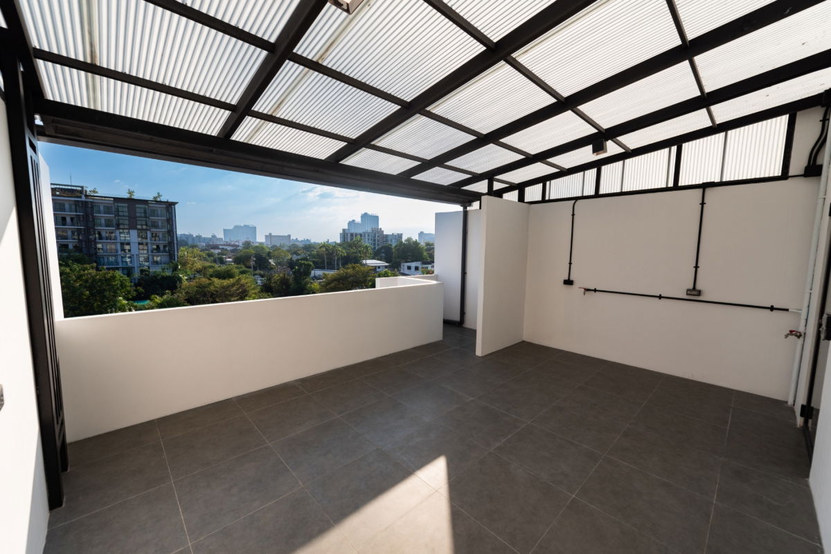 รูป WS6344 ✨ ให้เช่า Home Office รีโนเวทใหม่ 5.5 ชั้น ใกล้ BTS แบริ่ง เพียง 85,000 บาท / เดือน - รูปที่ 18/23