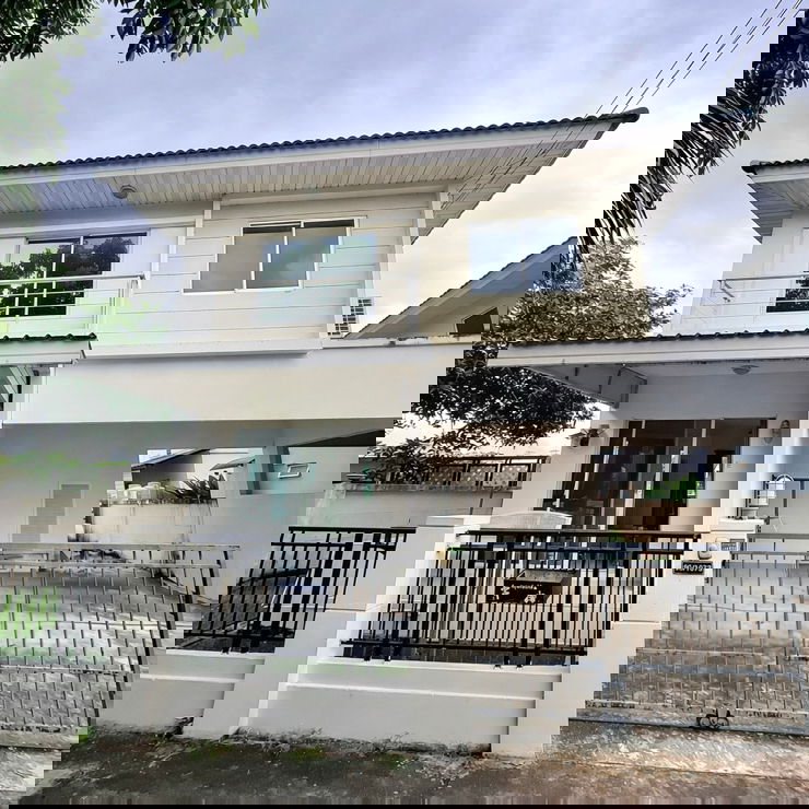 รูป ให้เช่าบ้านแฝด เดอะวิลล่ารัตนาธิเบศร์ อยู่ซอยท่าอิฐ ใกล้MRT ท่าอิฐ - รูปที่ 1/7