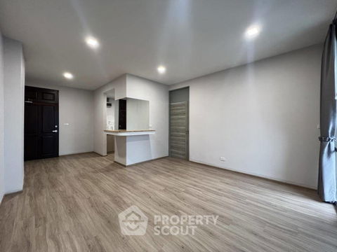 1-BR Condo at The Legacy Viphawadi near MRT Lat Phrao (ID 1186403)