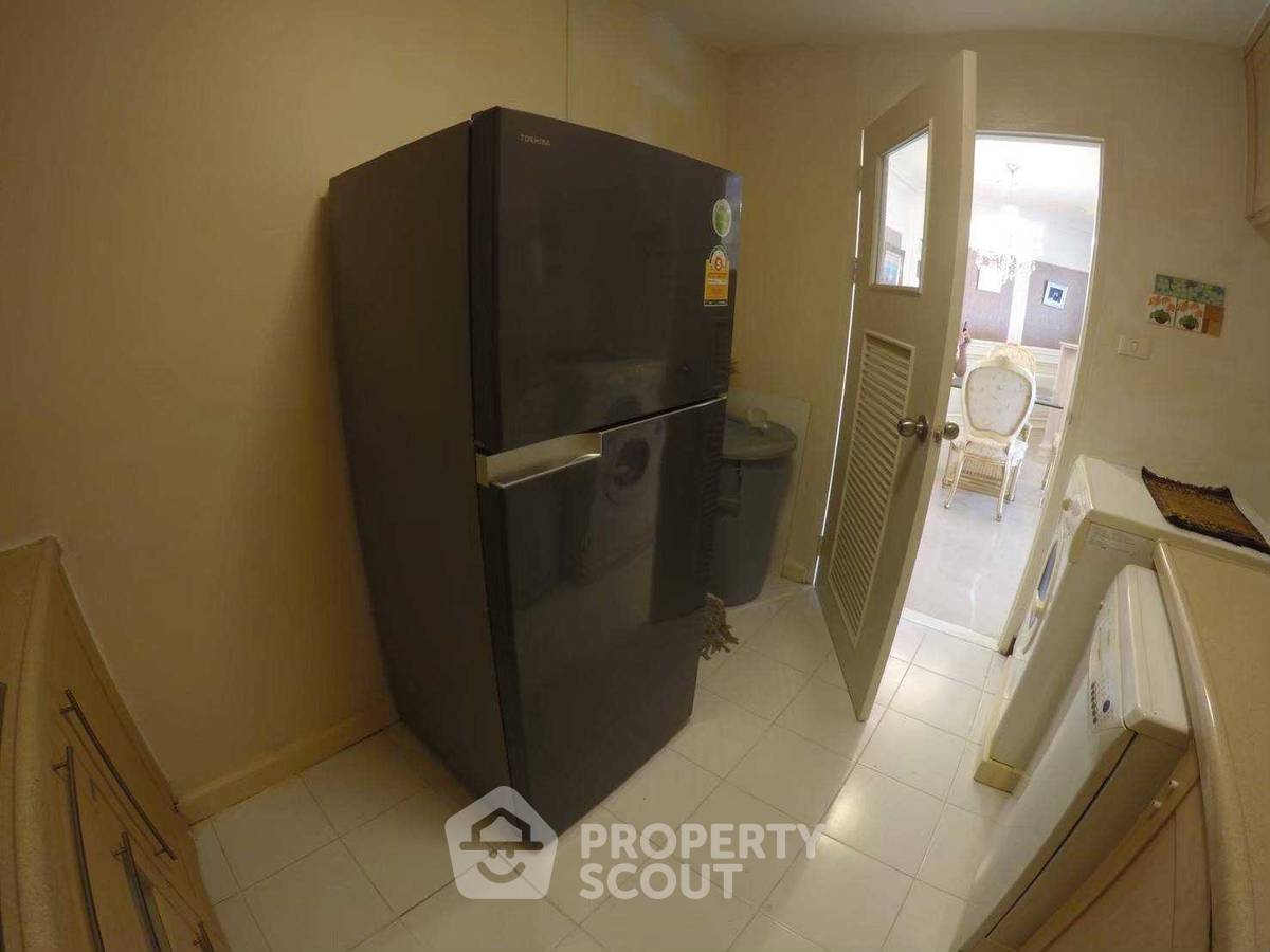 รูป คอนโด 2-ห้องนอน ที่ ริเวอร์ เฮเว่น เจริญกรุง คอนโดมิเนียม ใน บางคอแหลม (ID 558396) - รูปที่ 3/34