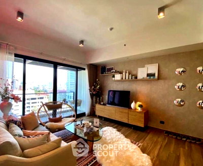 Condos for rent Asoke Road : 2-BR Condo at The Lofts Asoke near MRT Phetchaburi (ID 2511236)