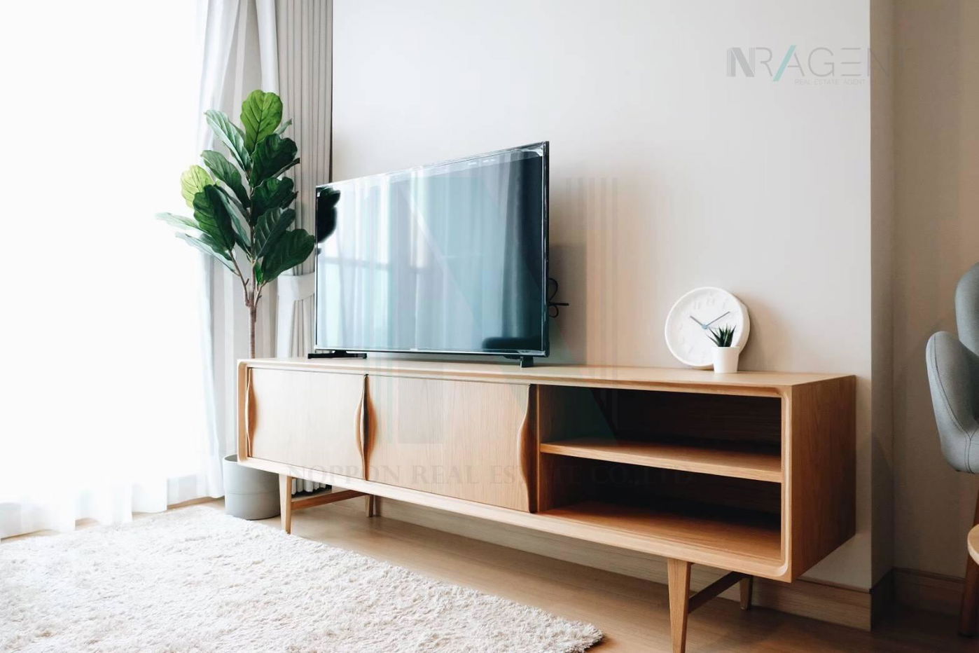 picture For rent condo LUMPINI SUITE PHETCHABURI - MAKKASAN, Floor 27,1 bed room, Room size 27 sqm - 2/8