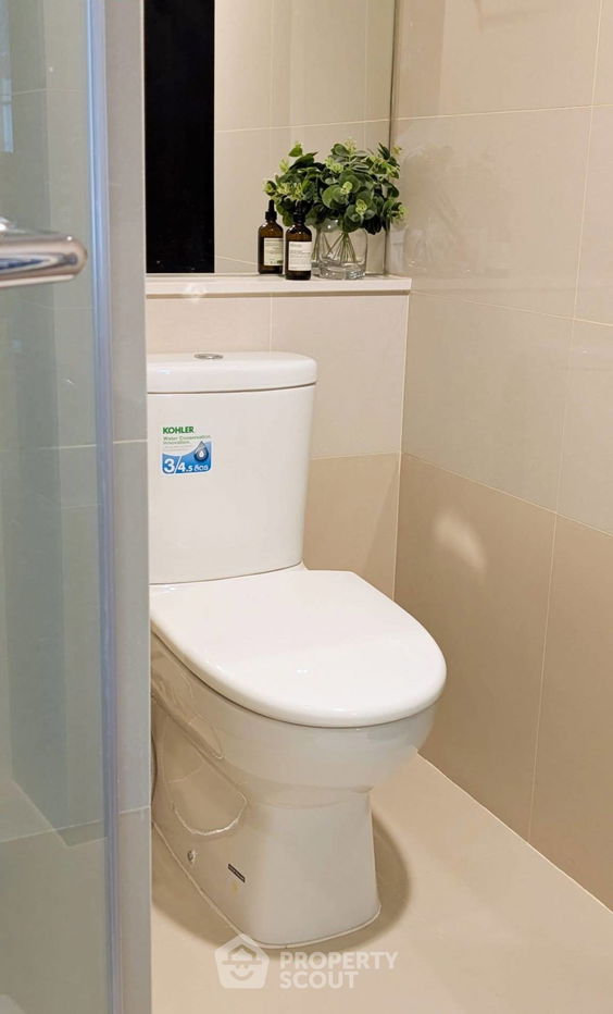 picture 1-BR Condo at Focus Ploenchit near BTS Nana (ID 2530406) - 13/15