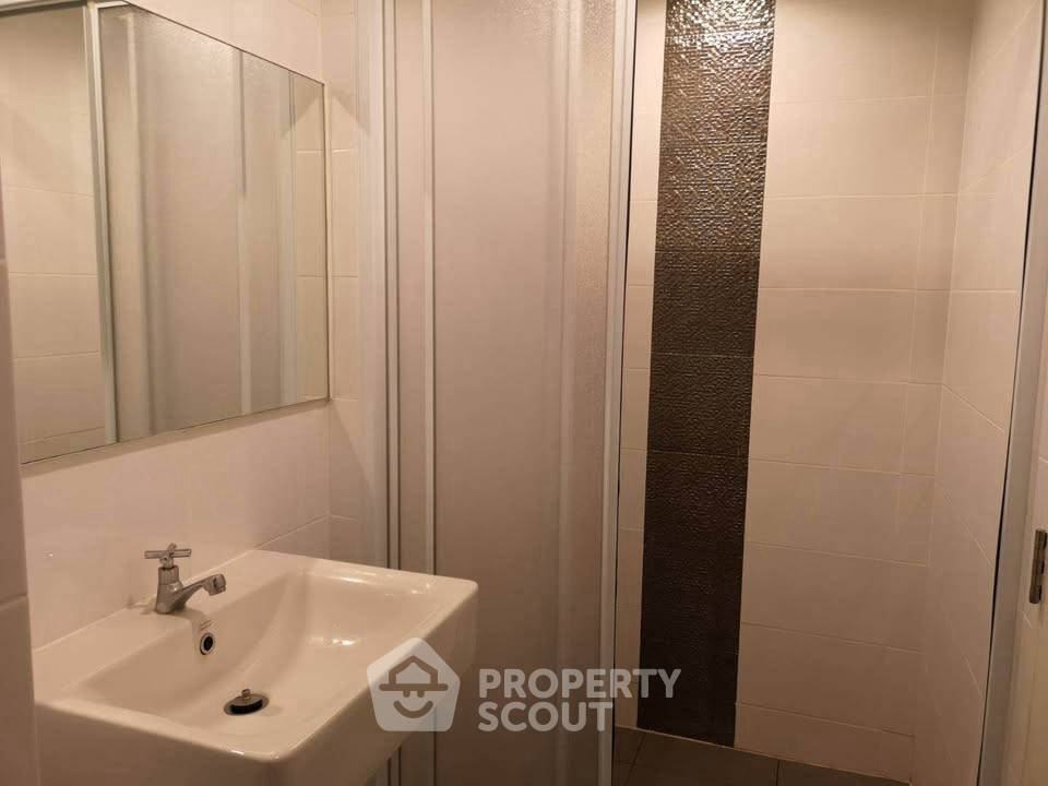 picture 2-BR Condo at Aspire Sukhumvit 48 near BTS Phra Khanong (ID 2530763) - 2/11