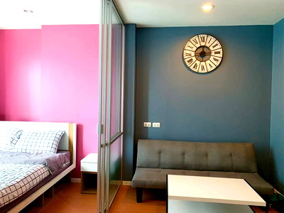 Condos for sale : Urgent Sale!!! Lumpini Seaview Jomtien (foreign quota available)