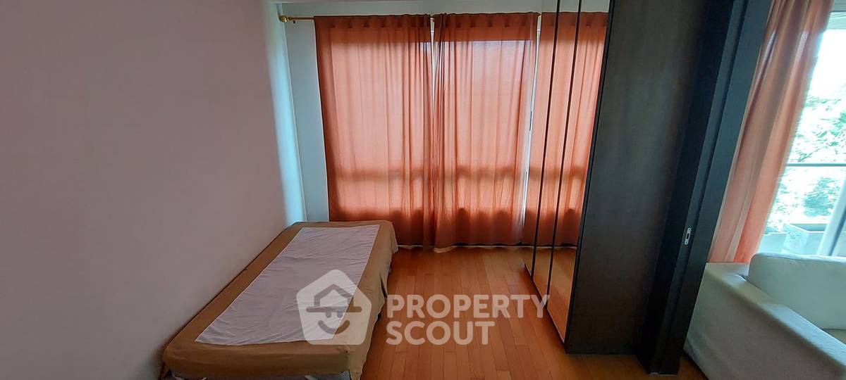 รูป คอนโด 2-ห้องนอน ที่ เดอะล็อฟท์ เย็นอากาศ คอนโดมิเนียม ใน ช่องนนทรี (ID 718732) - รูปที่ 2/11