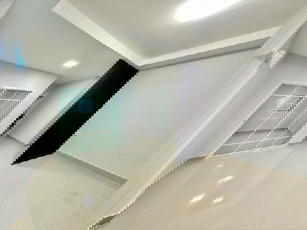 รูป บ้านสวย ตรงข้ามสวน หมู่บ้านบัวทอง 2 ทาวน์เฮ้าส์ 3 ห้องนอน MRT สถานีคลองบางไผ่ อยู่หน้าหมู่บ้าน ใกล้เซ็นทรัล เวสเกต - รูปที่ 7/19