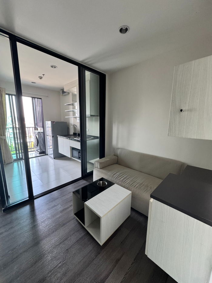 picture Rent The Best Park East Sukhumvit 77, Floor 14 - 7/9