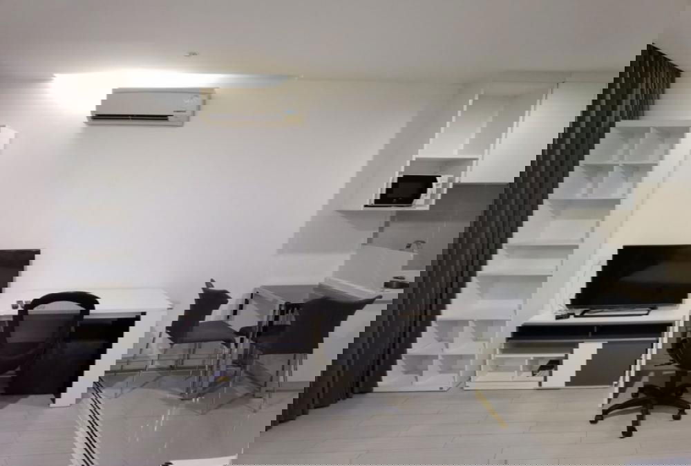 picture For Rent 🔥 T.C. Green 🔥 Fully Furnished and Equipped with Appliances. Near MRT Orange Line. - 7/11