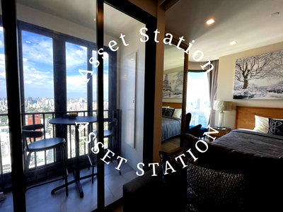 Condos for rent : 💎 Luxurious Ashton Asoke condo, high floor with city view, fully furnished and ready to move in, near BTS Asoke ✨