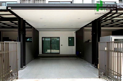 Townhouses for rent : Townhome for rent Landmark Ekamai-Ramindra ( SPSEVE1582 )