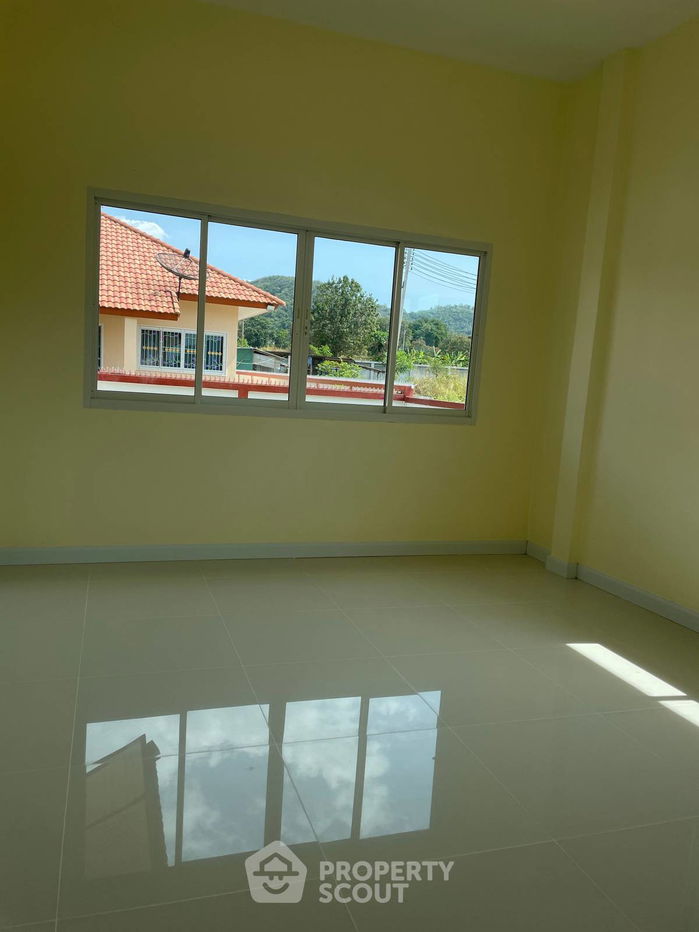 picture 3-BR House in Sattahip (ID 2530502) - 8/12