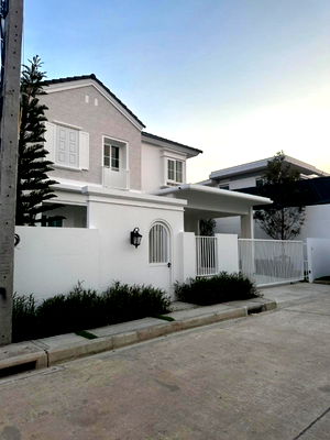 Houses for rent MK Restaurant Group Public Company : RS4649 Single house for rent in Chaiyapruek Village, Bangna Km. 15, near BTS Bangna.