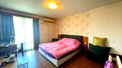 Condos for sale Srinakharinwirot University Prasanmit Campus : Special Sale Price! I-House Laguna Garden RCA Condo, Corner Unit, 1 Bedroom, 2 Bathrooms, 50.28 sq m