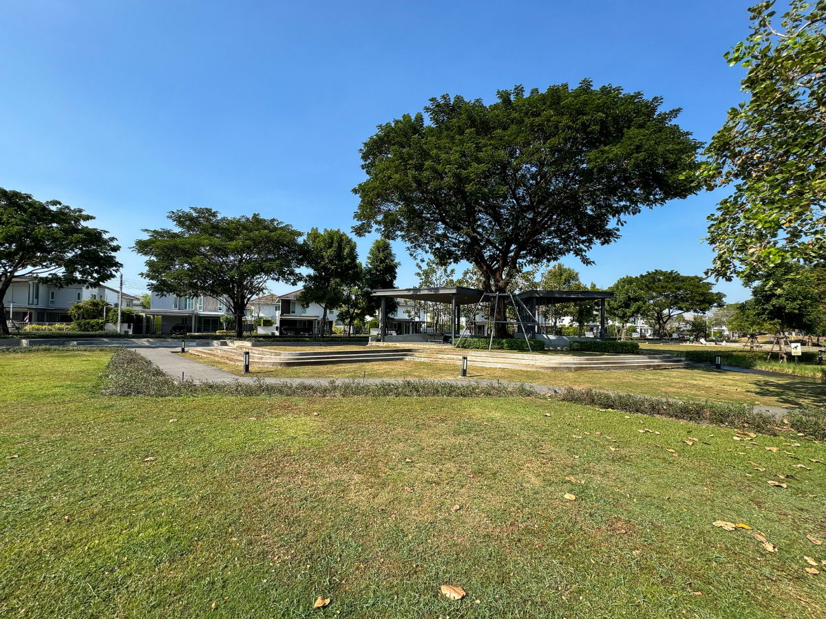 picture Single House for Sale at Chaiyaphruek Ramindra–Expressway–Chatuchot 3 Bedrooms, 3 Bathrooms | Land Size 71.9 sq.wah - 32/35