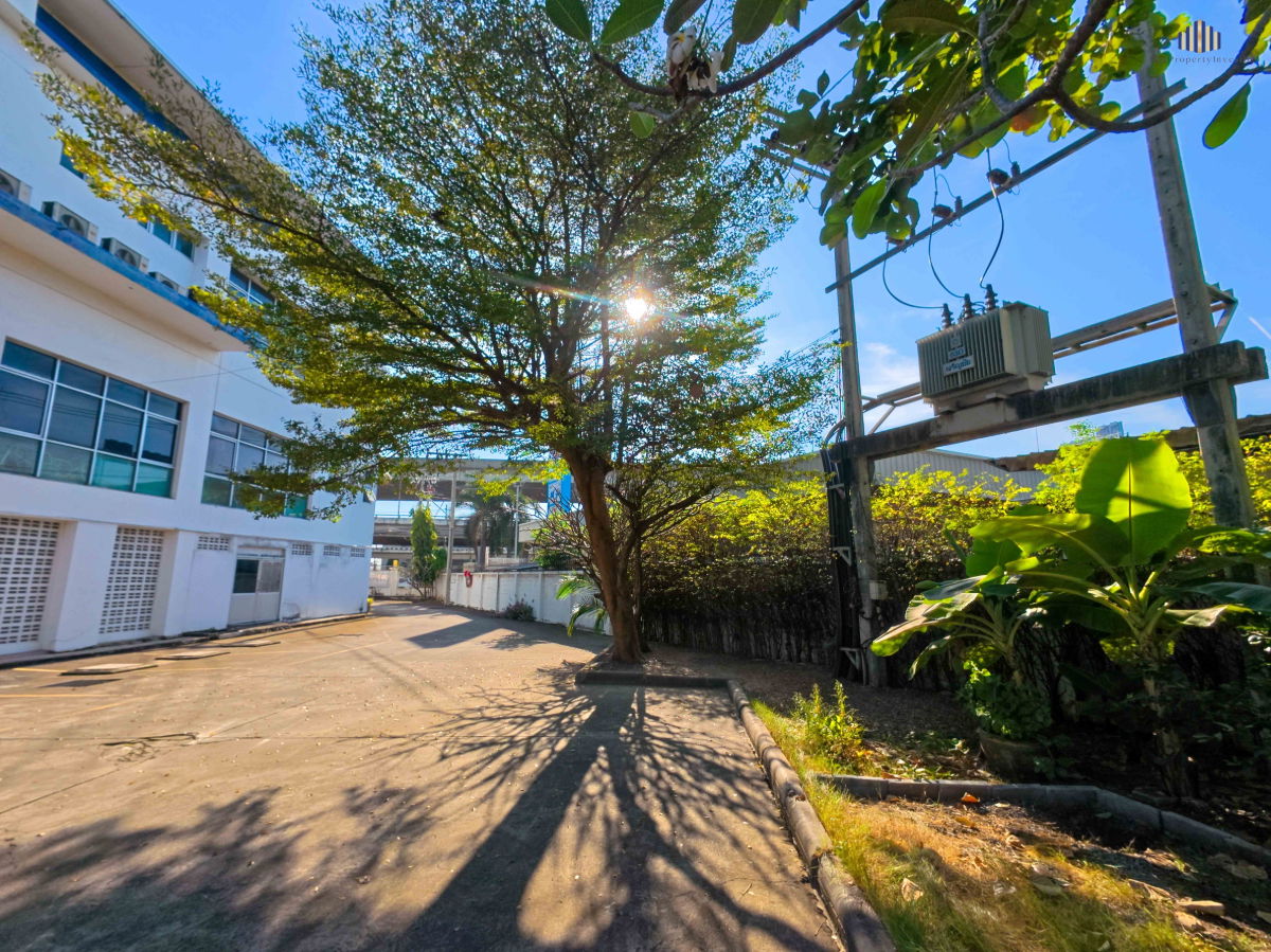 รูป ขายอาคารสำนักงานทำเลธุรกิจติดถนนวิภาวดีรังสิตใกล้สนามบินดอนเมืองรถไฟฟ้าสายสีแดง ที่ดิน 683 ตร.ว. ใช้สอย 5,085 ตร.ม.เหมาะลงทุนรองรับทุกธุรกิจ !! - รูปที่ 5/21