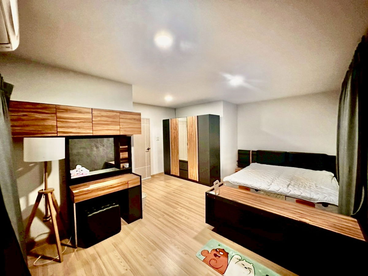 รูป เช่า บ้านแฝด 2 ชั้น ม.ไลฟ์ อิน เดอะ การ์เด้น - บ้านฉาง ระยอง ชั้น 3 นอน 3 น้ำ 2 จอด 3 แอร์ เฟอร์ครบ - รูปที่ 7/11