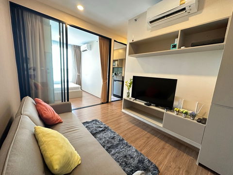 Condo For Rent // The Origin Ram209 Interchange