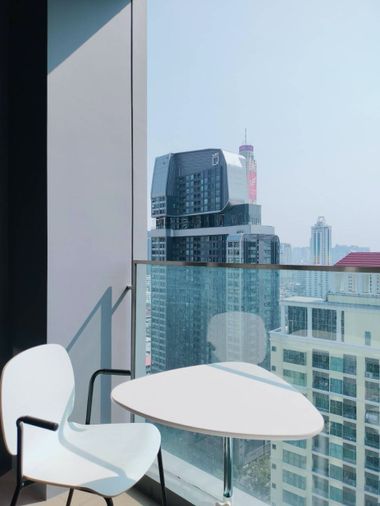 The Line Ratchathewi ( S-TLR5 )