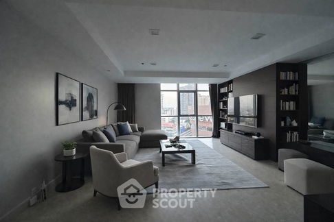 3-BR Condo at Nusasiri Grand Condominium near BTS Ekkamai (ID 2527509)