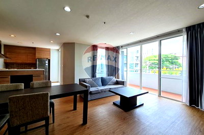 Condos for sale : [920071054-492] 2-BR Condo in Central Bangkok - Villa Sikhara