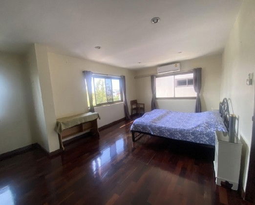 รูป ให้เช่าบ้านเดี่ยว 3 ชั้น หมู่บ้าน การ์เด้น โฮม วิลเลจ ซอยพหลโยธิน 60 แอร์ทั้งหลัง / เฟอร์นิเจอร์ครบ Fully Furnished / อยู่อาศัย - รูปที่ 2/19