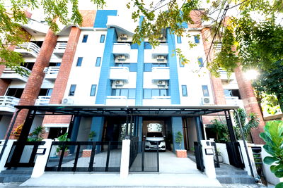 Townhouses for rent Sukhumvit Road : WS6344 ✨ For Rent: Newly renovated 5.5-story Home Office near BTS Bearing, only 85,000 THB/month.