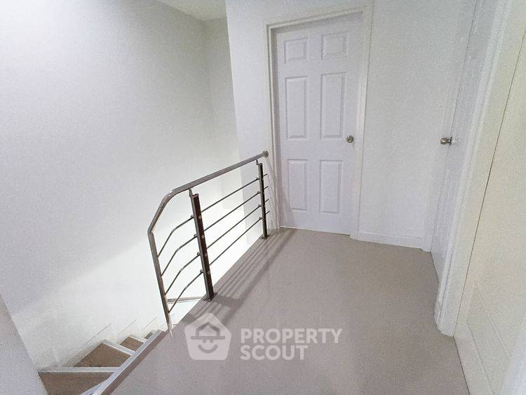 รูป ทาวน์เฮ้าส์ 3-ห้องนอน ใน หลักสอง (ID 2524210) - รูปที่ 6/13