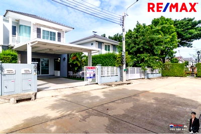 Townhouses for sale Phra Samut Jadee Samut Prakarn : [920091001-1309] "Charming Townhouse in Central Thailand Awaits You"