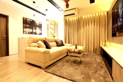 คอนโดให้เช่า : Ideo Mobi Sukhumvit 66 for rent  - Luxury BIG One-bed room 53 m2 in 9th floor, 1bathroom   
