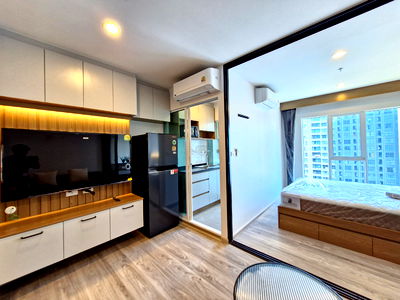 Condos for rent BTS Bang Na : FOR RENT-- Regent home   28Sqm. 11,000/month. 