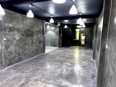 Shophouses for rent Sathon Nuea Road : Space for rent, Soi Chan 44, Chan Road, size 220 sq m, 2nd-3rd floor, near Asiatique, Chatrium Riverside Hotel.