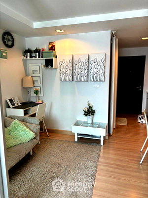 Condos for sale : 1-BR Condo at The Kris Extra 5 near MRT Sutthisan (ID 2109798)