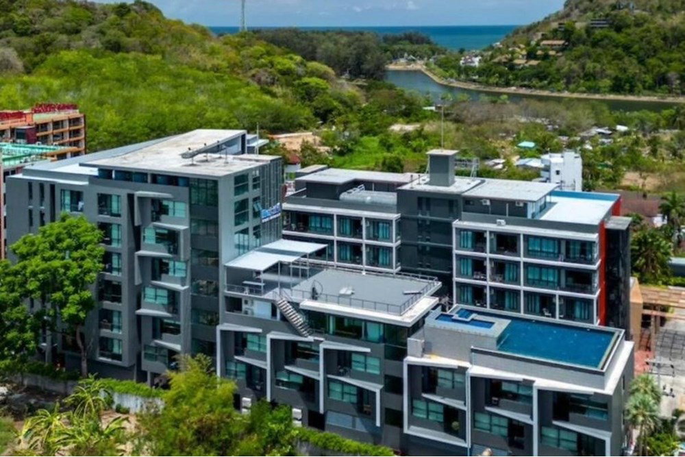 [920081021-160] Condo for Sale Naiharn Phuket.Tenant Secured, Foreigner freehold