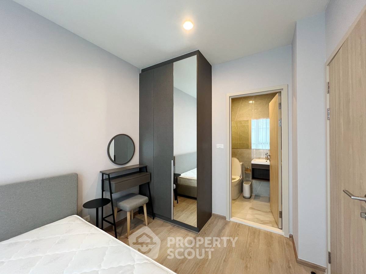 picture 1-BR Condo at Nue District R9 near MRT Phra Ram 9 (ID 2532118) - 5/8