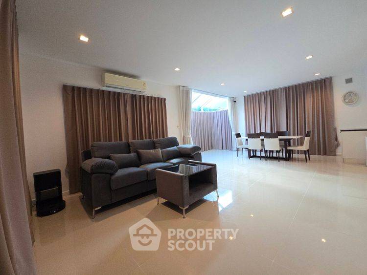 รูป บ้าน 3-ห้องนอน ที่ คาซ่า แกรนด์ อ่อนนุช-วงแหวน ใกล้ ท่าอากาศยานสุวรรณภูมิ (ID 2514122) - รูปที่ 3/13