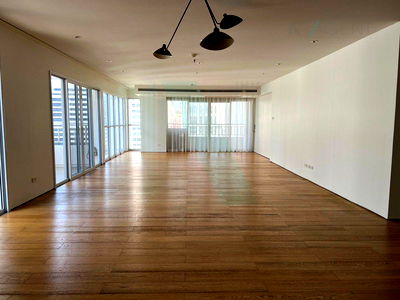 Condos for rent Sathorn Thani Tower : 🎉 For Rent Condo SATHORN PARK PLACE Building 1, Floor 18,4 bed room, Room size 341 sqm