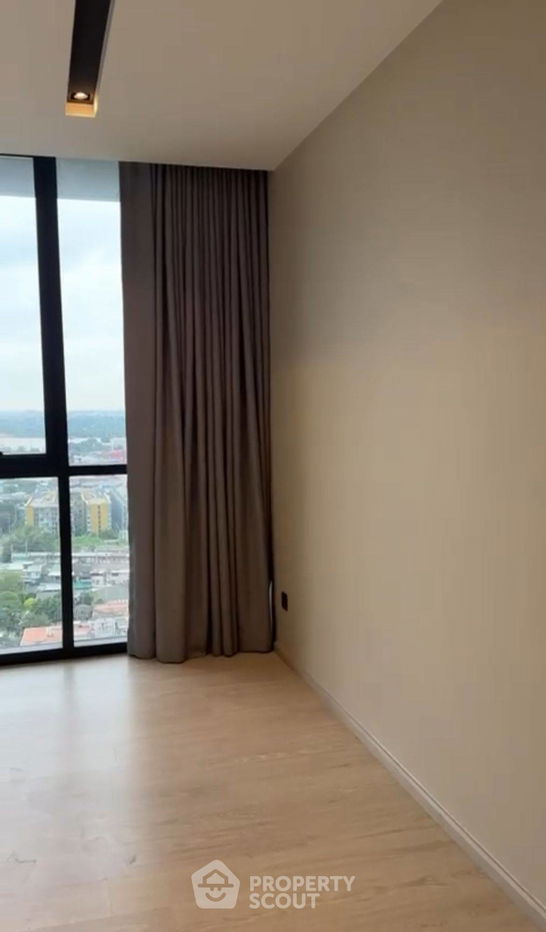 picture 1-BR Condo at The Room Sukhumvit 38 near BTS Ekkamai (ID 2532881) - 2/5