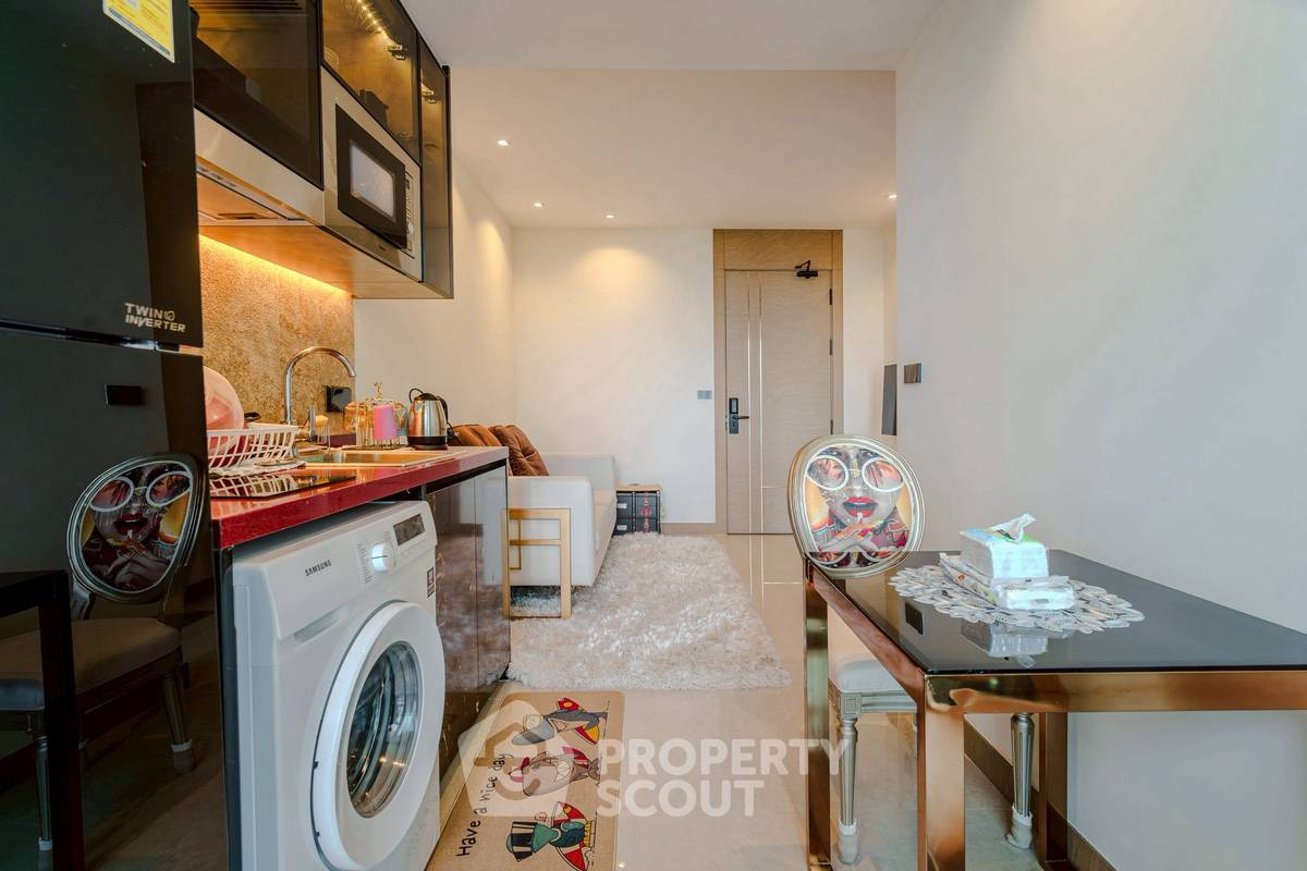 รูป คอนโด 1-ห้องนอน ที่ เดอะ ริเวียร่า โอเชี่ยน ไดร์ฟ ใกล้ หาดจอมเทียน (ID 2348207) - รูปที่ 1/14