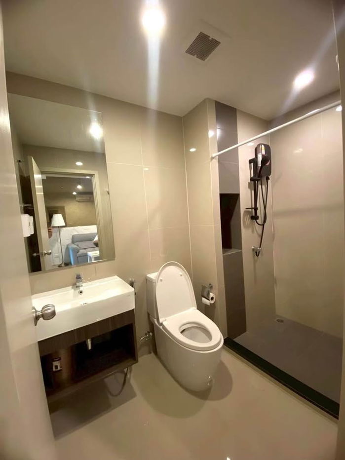 picture ðĒFor SellðĒ Ideo Charan 70 Riverview. Beautiful room, fully furnished! ðąADD LINE @nathong97 (Replies ⥠24 Hr) AV114 - 14/19