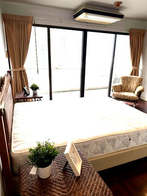 คอนโดให้เช่า : P0426 ให้เช่า คอนโด Richmond Palace Sukhumvit 43 คอนโดขนาดใหญ่ ทำเลศักยภาพ ใกล้ BTS พร้อมพงษ์