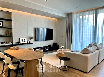 คอนโดให้เช่า : คอนโด 2-ห้องนอน ที่ คิว วัน สุขุมวิท ใกล้ BTS นานา (ID 2471410)
