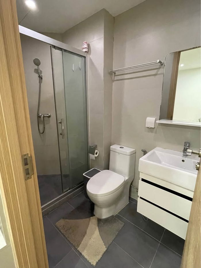 picture G8804🚨中国客户,请加微信。(在联系方式的旁边) 🅵🅾🆁 🆁🅴🅽🆃 Budget Condo Tiwanon 🅻🅸🅽🅴 ❤️💜@condopremium💜❤️Ready to move in ⬛🟨 📞 065 695 3645🟨⬛ - 3/6