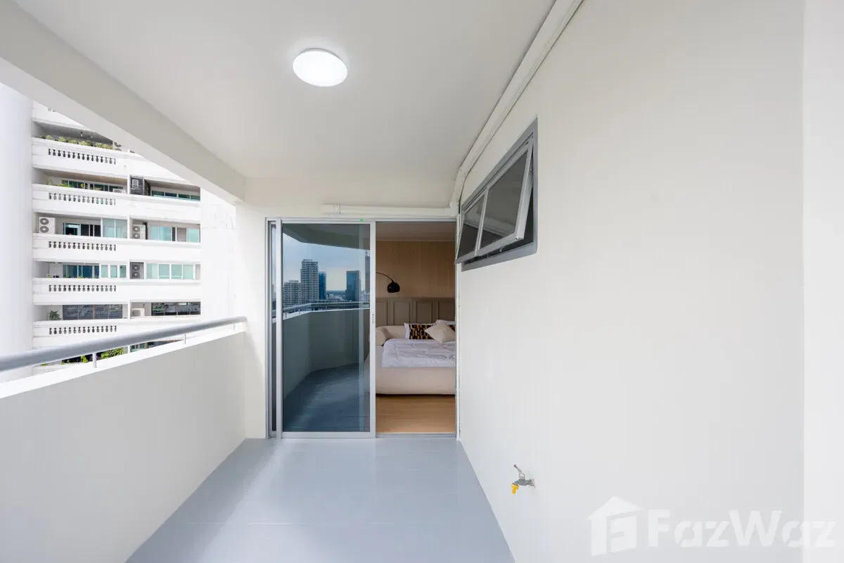 picture Fully Renovated 2 Bedrooms 5969181 - 16/31