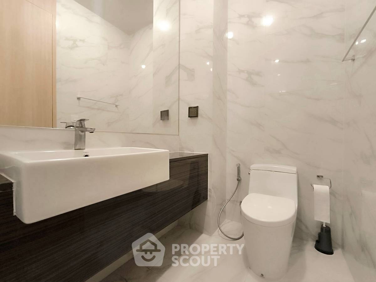 รูป คอนโด 1-ห้องนอน ที่ โนเบิล บีอี ไนน์ทีน สุขุมวิท ใกล้ BTS นานา (ID 2530518) - รูปที่ 6/7