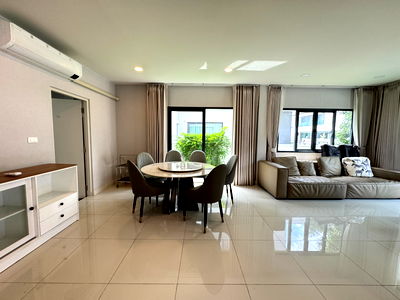 Houses for rent : Centro Bangna – 4 bedrooms, large house, near Mega Bangna!